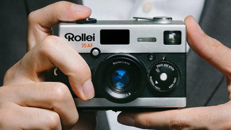 Xem trước máy ảnh phim mini Rollei 35 AF tái sinh sắp được bán ra vào hè này