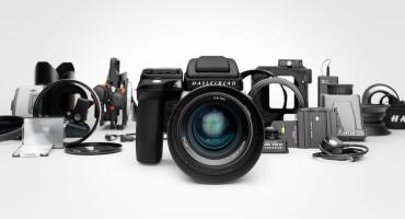 Quay lưng với máy ảnh DSLR: Hasselblad ngừng sản xuất dòng H-Series