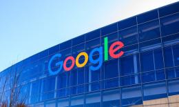 Google bị tố độc quyền do đã thỏa thuận ngầm với Apple để đặt Google Search làm công cụ tìm kiếm mặc định trong Safari