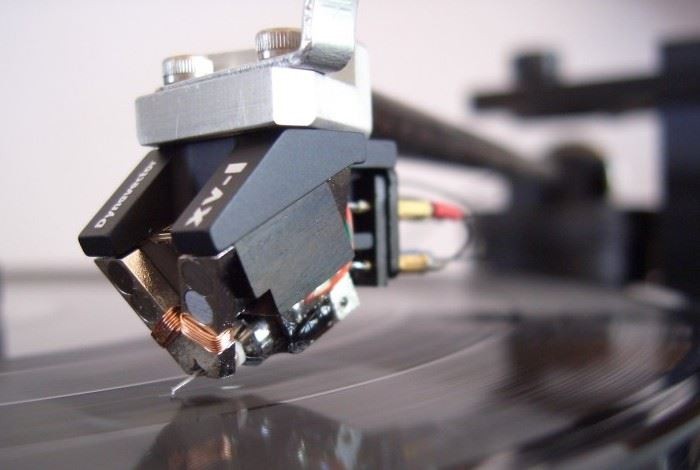 Thanh Tùng Audio chính thức phân phối thương hiệu đầu kim đĩa than có lịch sử 40 năm - Dynavector ảnh 7