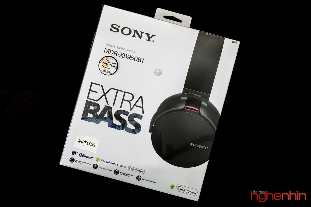 Mở hộp tai nghe không dây Sony XB950B1 ảnh 2