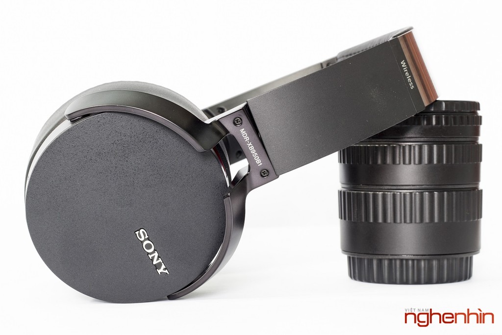 Mở hộp tai nghe không dây Sony XB950B1 ảnh 1