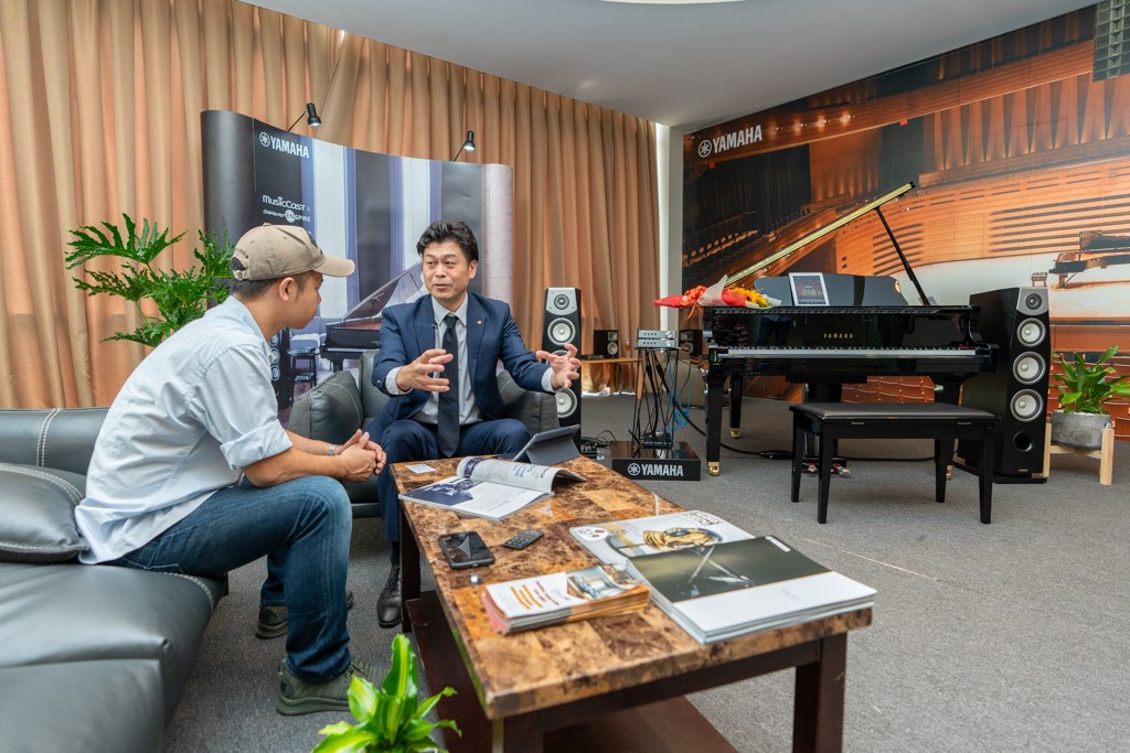 Gặp gỡ tổng giám đốc Yamaha Việt Nam, ông Makoto Tani tại AV Show 2018 ảnh 2