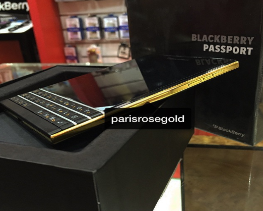 Passport Gold Edition phiên bản đặc biệt bắt mắt của BlackBerry ảnh 2