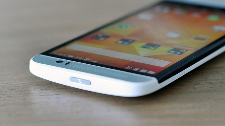 HTC One E8 vỏ nhựa đột ngột giảm giá tới 2 triệu đồng ảnh 3