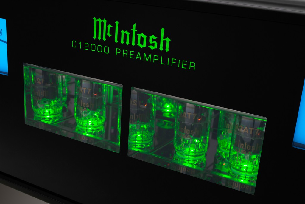 McIntosh lại ra mắt siêu phẩm mới C12000 C+ST, preamp đầu tiên cho phép chọn đèn hoặc bán dẫn ảnh 4