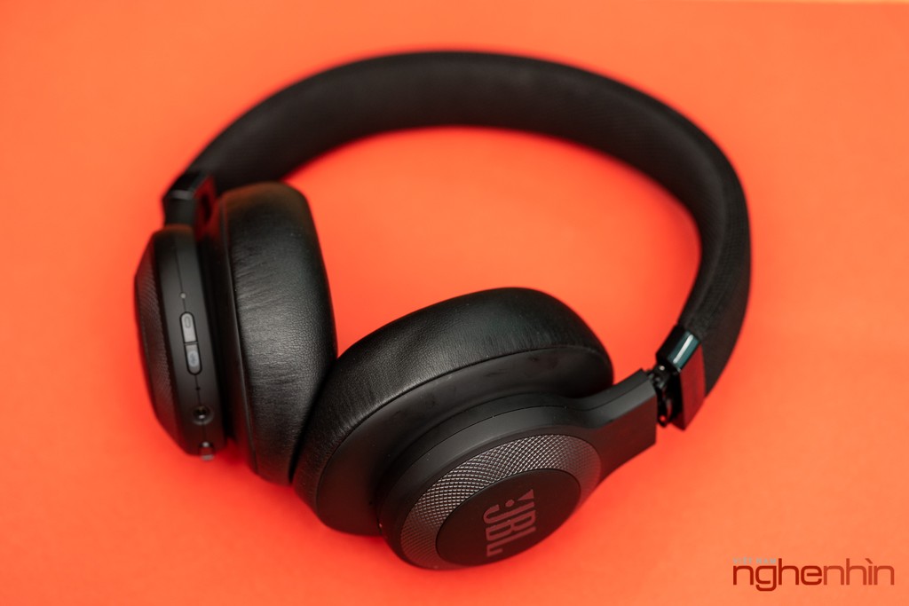 1 tuần sử dụng tai nghe không dây JBL E65BTNC: đeo thoải mái, chống ồn chủ động hiệu quả ảnh 12