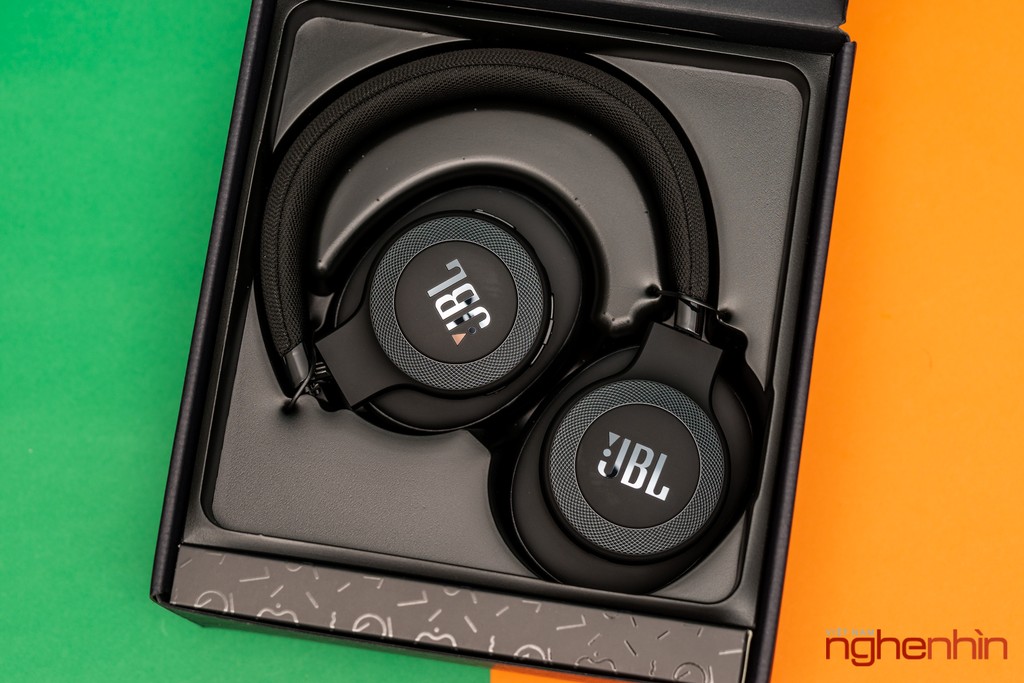 1 tuần sử dụng tai nghe không dây JBL E65BTNC: đeo thoải mái, chống ồn chủ động hiệu quả ảnh 4