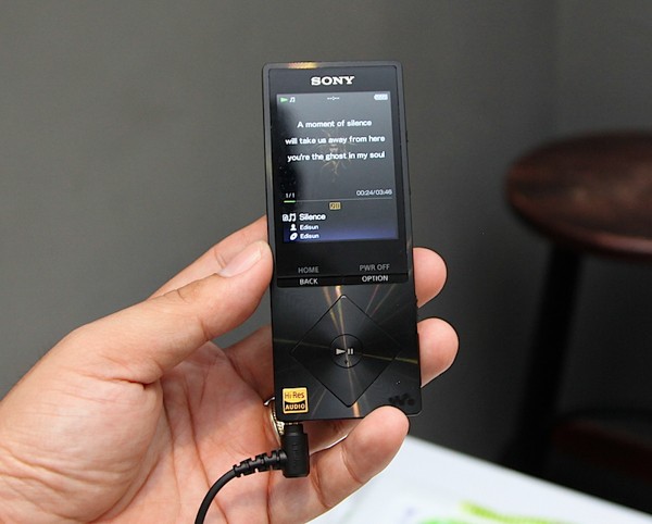 Sony ra mắt loạt thiết bị audio di động tại Singapore ảnh 15