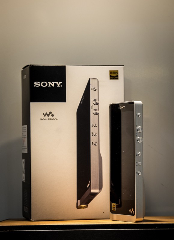 Sony NWZ-ZX1 - khi Walkman xâm nhập thị trường nhạc số chất lượng cao ảnh 2