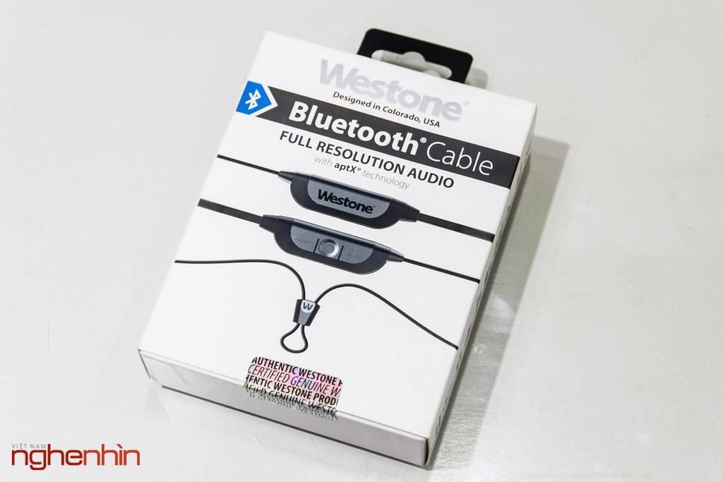 Mở hộp Westone Bluetooth - biến tai nghe thường thành không dây ảnh 2