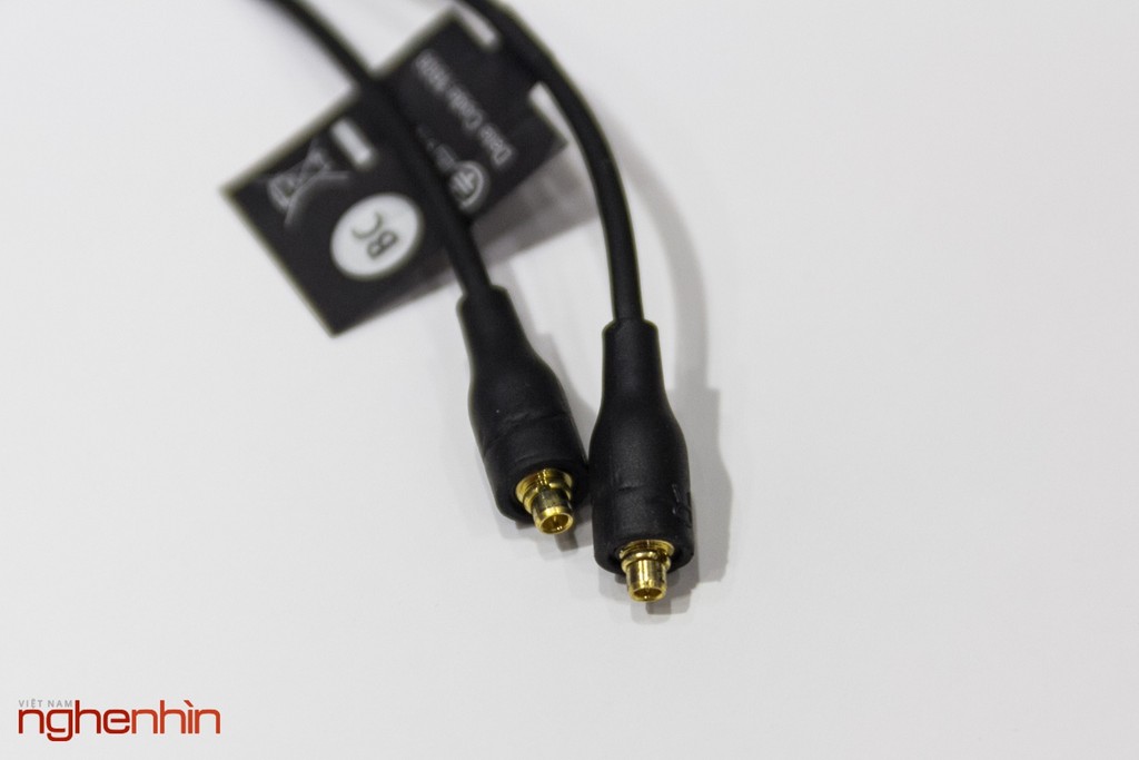 Mở hộp Westone Bluetooth - biến tai nghe thường thành không dây ảnh 6