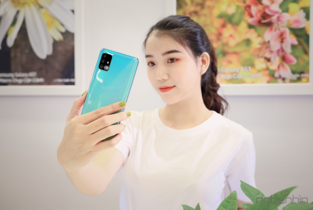 Cận cảnh Samsung Galaxy A51 tại Việt Nam giá 7,9 triệu ảnh 4