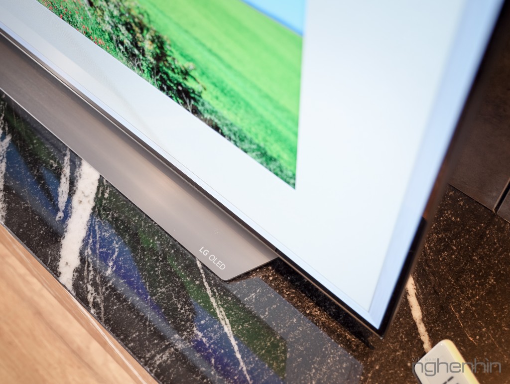 Đánh giá TV LG OLED C9 giá 200 triệu: mẫu TV đón đầu kỷ nguyên OLED siêu mỏng ảnh 8