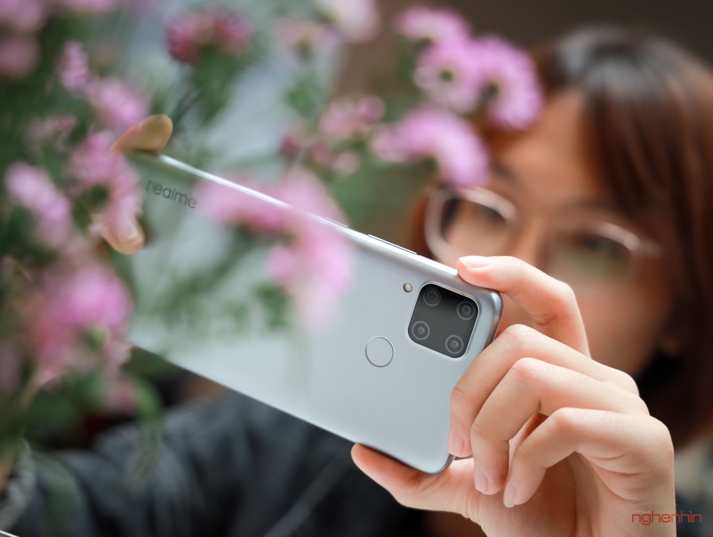Trên tay Realme C15: pin siêu lớn 6000mAh giá dự kiến chỉ tầm 4 triệu đồng ảnh 5