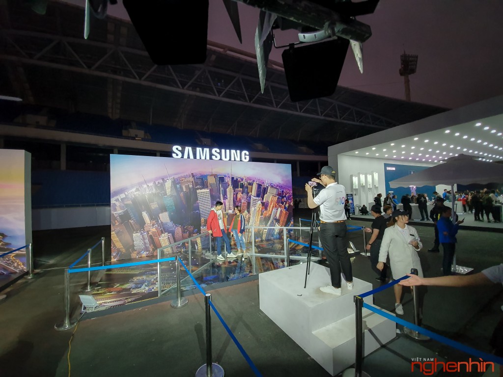 Những dấu ấn khó quên tại đại nhạc hội công nghệ chào đón Galaxy S10 ảnh 8
