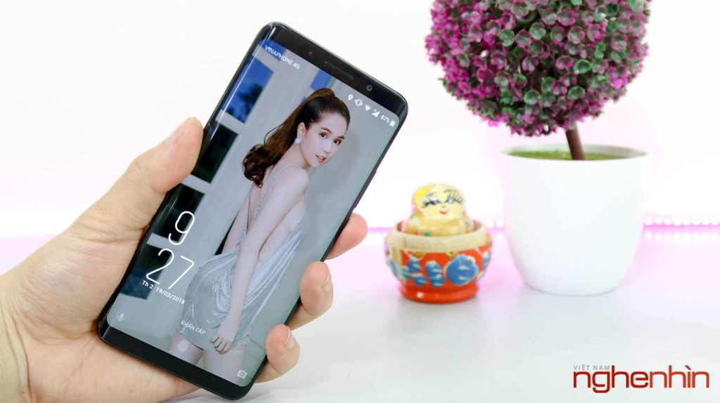 Trên tay Elephone U Pro vừa về Việt Nam: Snapdragon 660, 6GB RAM, giá 8 triệu đồng ảnh 1