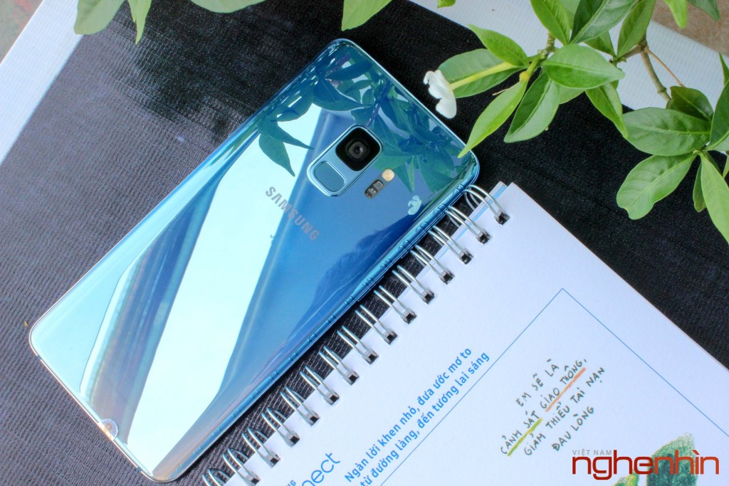 Xem Galaxy S9 Xanh Băng Giá vừa về Việt Nam giá 12,8 triệu đồng ảnh 1
