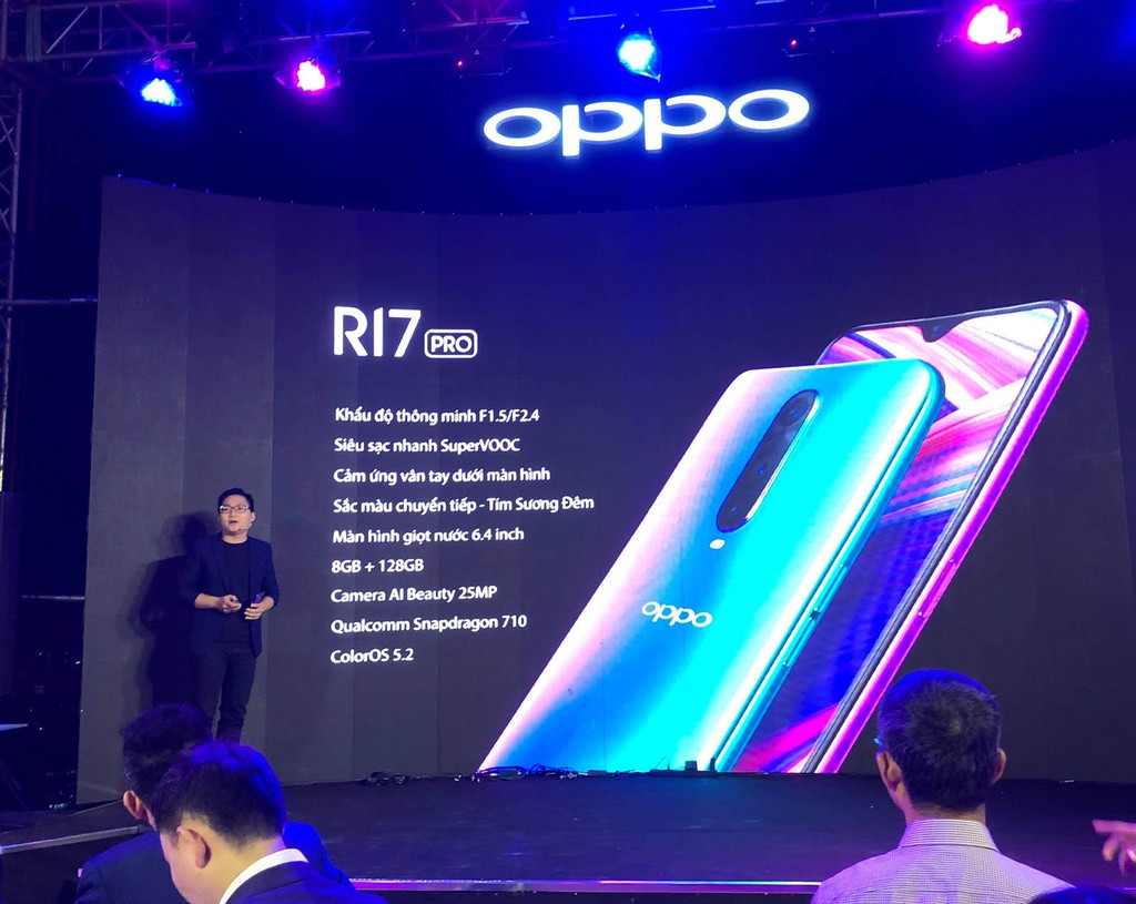 OPPO R17 Pro chính thức ra mắt tại Việt Nam giá 16.990.000 VND ảnh 1