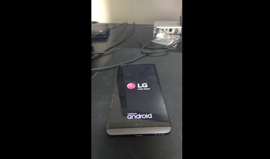 Nghi án smartphone LG V20 đầu tiên bị 'đột tử' ảnh 1