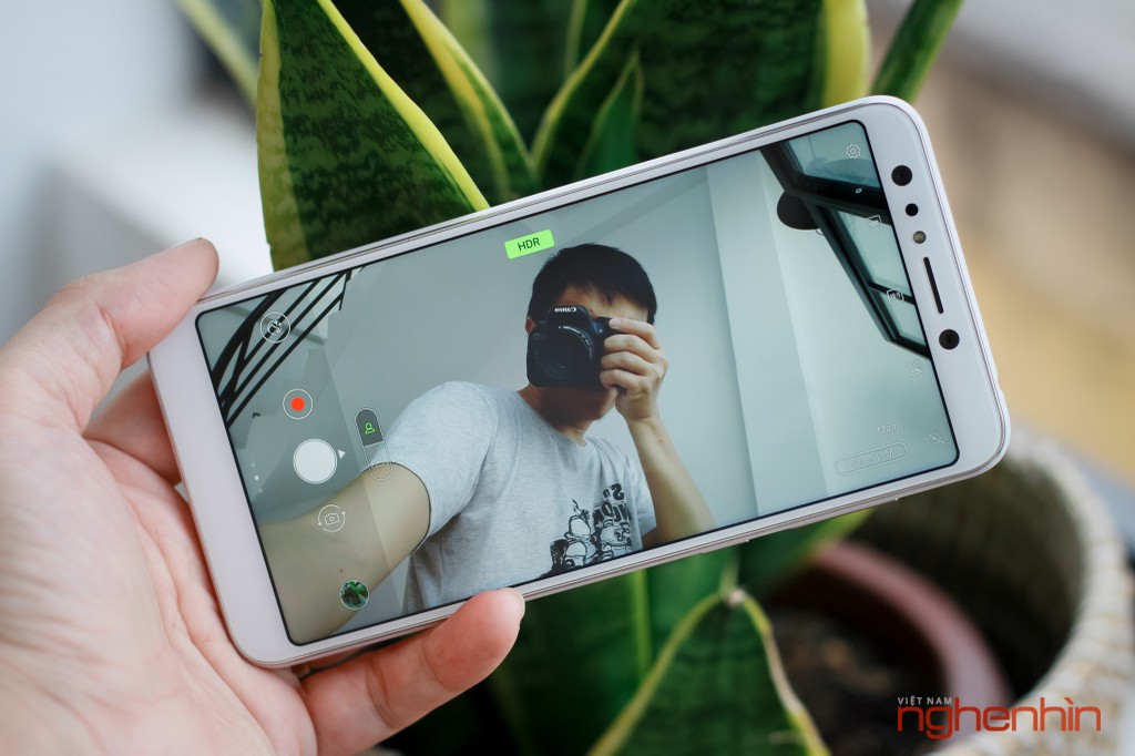 Trên tay Asus Zenfone 5 Lite tại Việt Nam: 4 camera, màn 18:9 ảnh 10