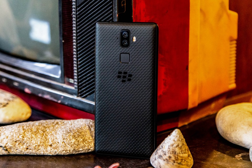 BlackBerry Evolve sẽ bán tại Việt Nam trong tháng 2? ảnh 3