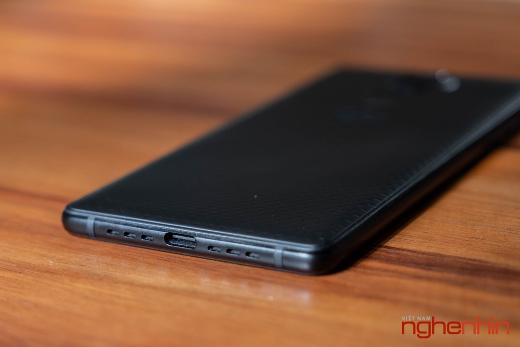Khui hộp Blackberry Evolve: đúng chất 'dâu đen' giá 8 triệu đồng  ảnh 12