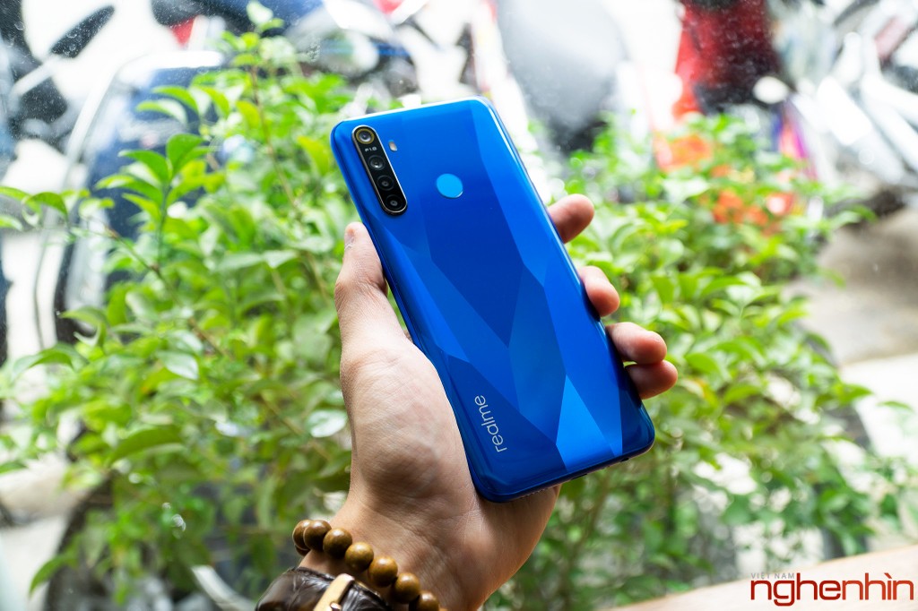 Trên tay Realme 5 tại Việt Nam: thiết kế bắt mắt, Snapdragon 665, pin 5000mAh, giá dưới 5 triệu  ảnh 4
