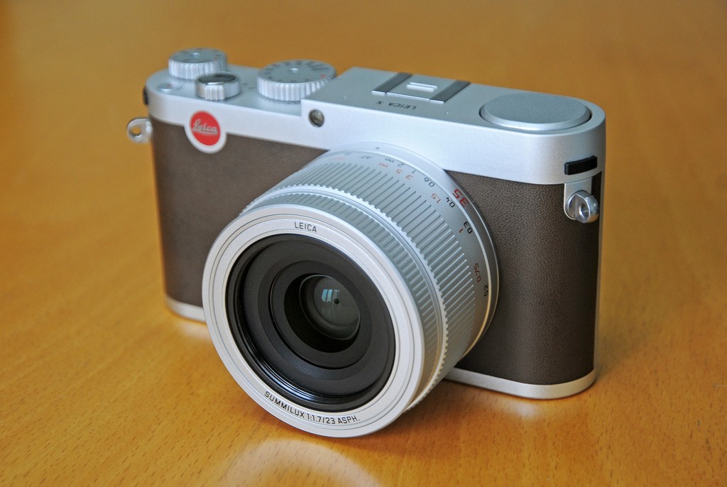 X (Typ 113) mẫu máy ảnh compact hạng “sang” của Leica ảnh 1
