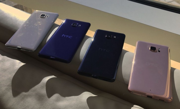 HTC U Ultra lộ ảnh thực 2 màn hình, ra mắt 12/1 ảnh 1