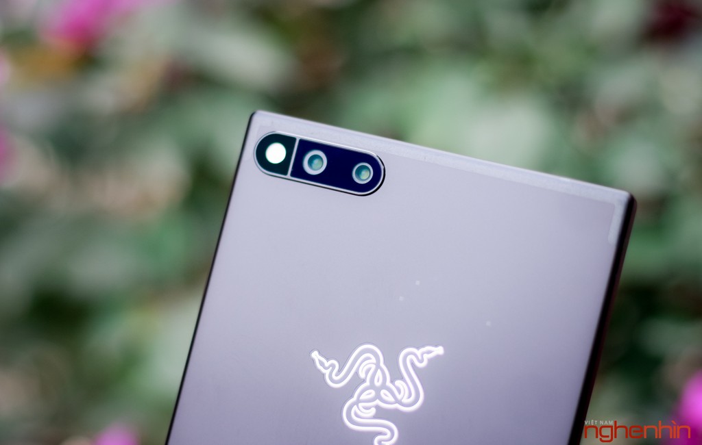 Trên tay Razer Phone tại Việt Nam: smarphone dành cho game thủ giá 19 triệu  ảnh 16