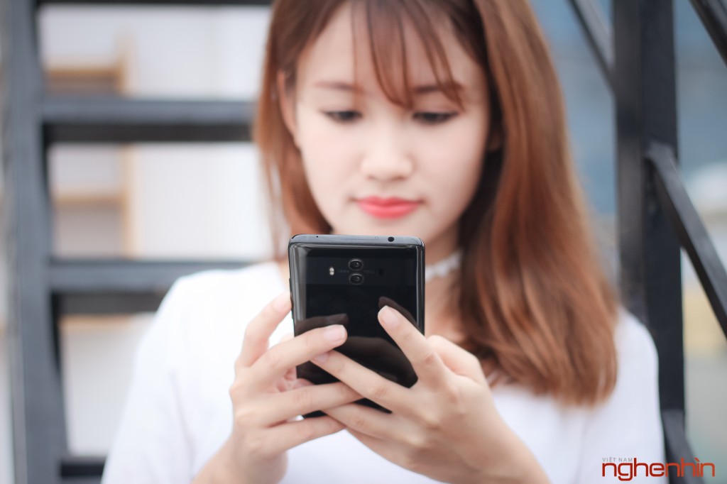 Trên tay Huawei Mate 10 đầu tiên tại Việt Nam giá 16,7 triệu ảnh 10