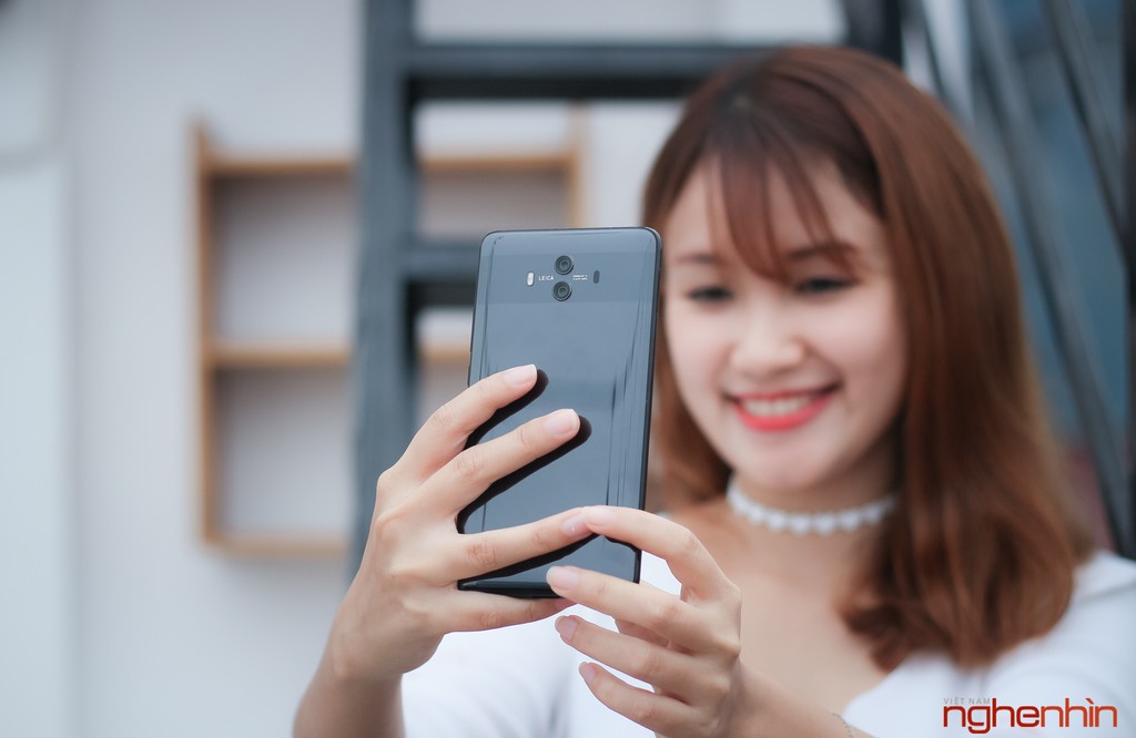 Trên tay Huawei Mate 10 đầu tiên tại Việt Nam giá 16,7 triệu ảnh 11