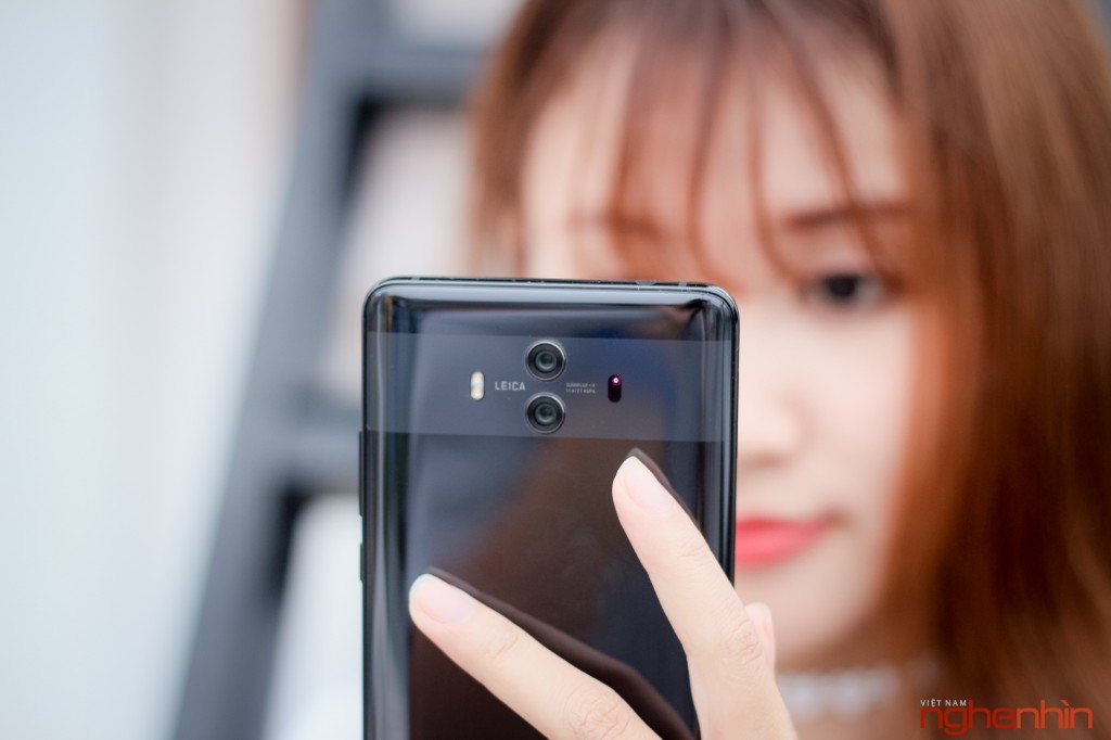 Trên tay Huawei Mate 10 đầu tiên tại Việt Nam giá 16,7 triệu ảnh 1