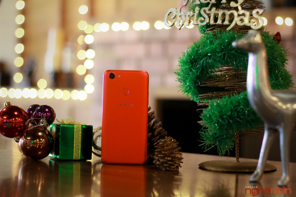 Đón Giáng sinh Oppo F5 thêm bản mới: RAM 6GB, màu đỏ, giá 8,9 triệu  ảnh 2