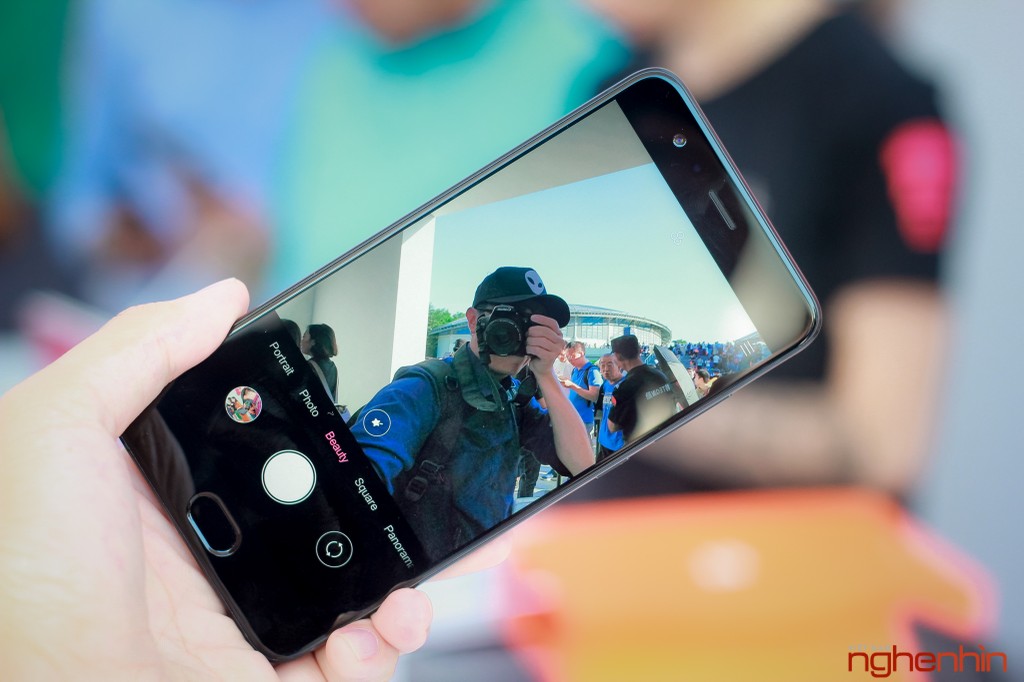 Trên tay nhanh Mi Note 3: thiết kế đẹp, camera kép, selfie AI ảnh 1