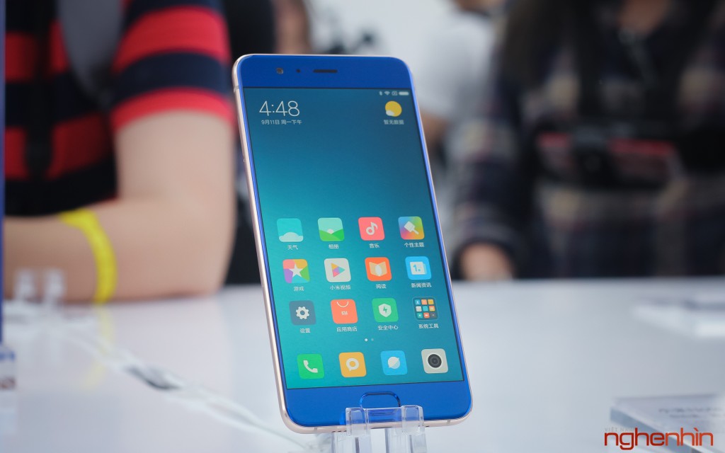 Trên tay nhanh Mi Note 3: thiết kế đẹp, camera kép, selfie AI ảnh 11