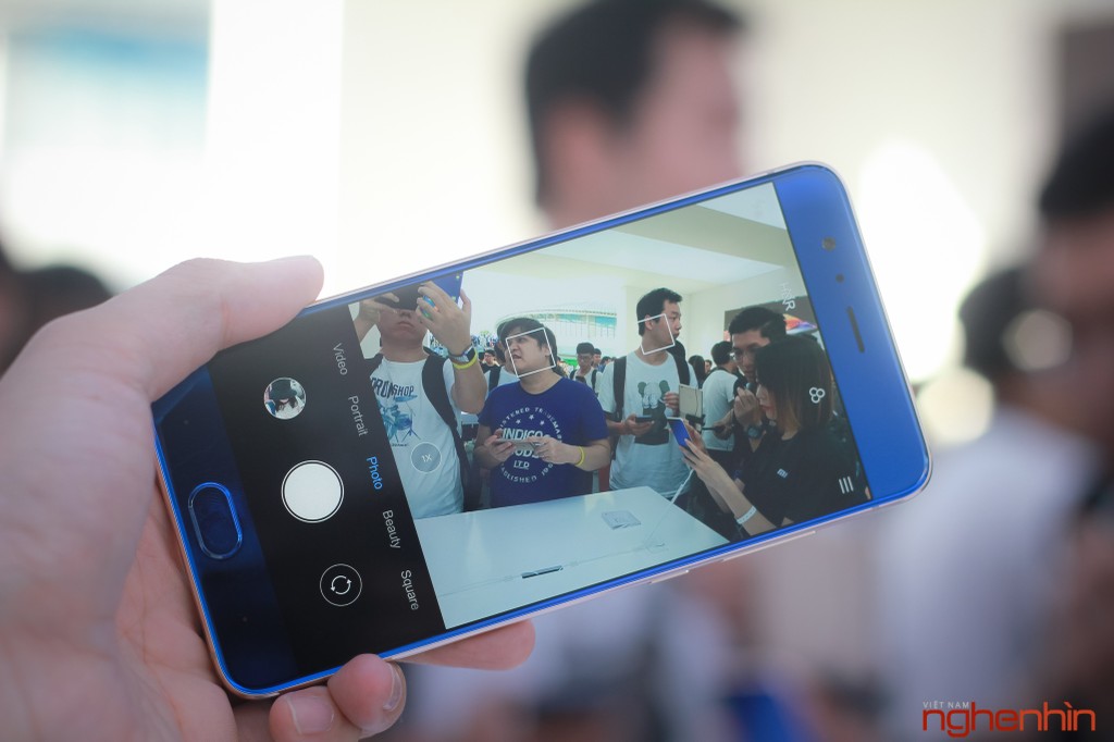 Trên tay nhanh Mi Note 3: thiết kế đẹp, camera kép, selfie AI ảnh 16