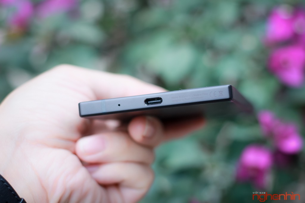 Trên tay Razer Phone tại Việt Nam: smarphone dành cho game thủ giá 19 triệu  ảnh 12