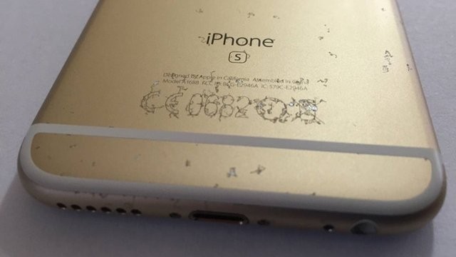 iPhone 7 series vẫn dễ bị tróc sơn như iPhone 6s ảnh 1