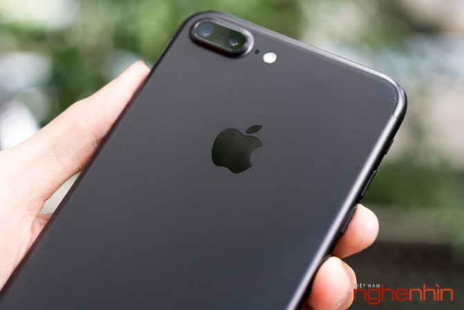 iPhone 8 có màn hình OLED cong, lưng kính, sạc wireless? ảnh 2