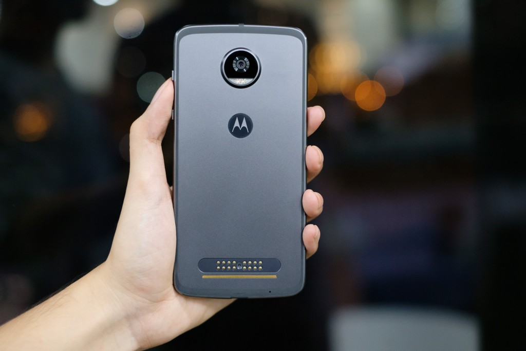 Smartphone Moto Z2 Play lộ ảnh thực sát ngày ra mắt ảnh 6