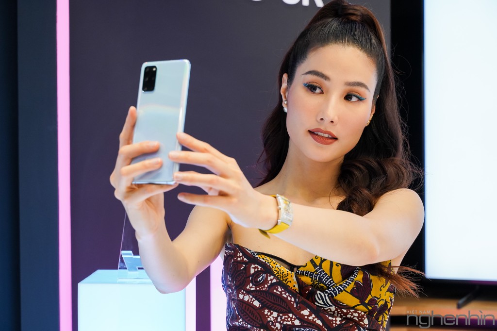 Galaxy S20 Series ra mắt tại Việt Nam: Giá từ 21 triệu đồng, quà tặng Galaxy Bud+ hấp dẫn ảnh 30