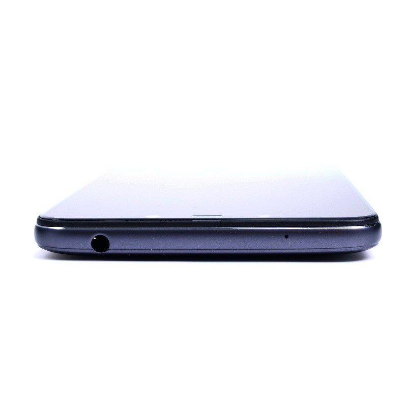 Lộ ảnh thiết kế chính thức của Xiaomi Pocophone F1 ảnh 5