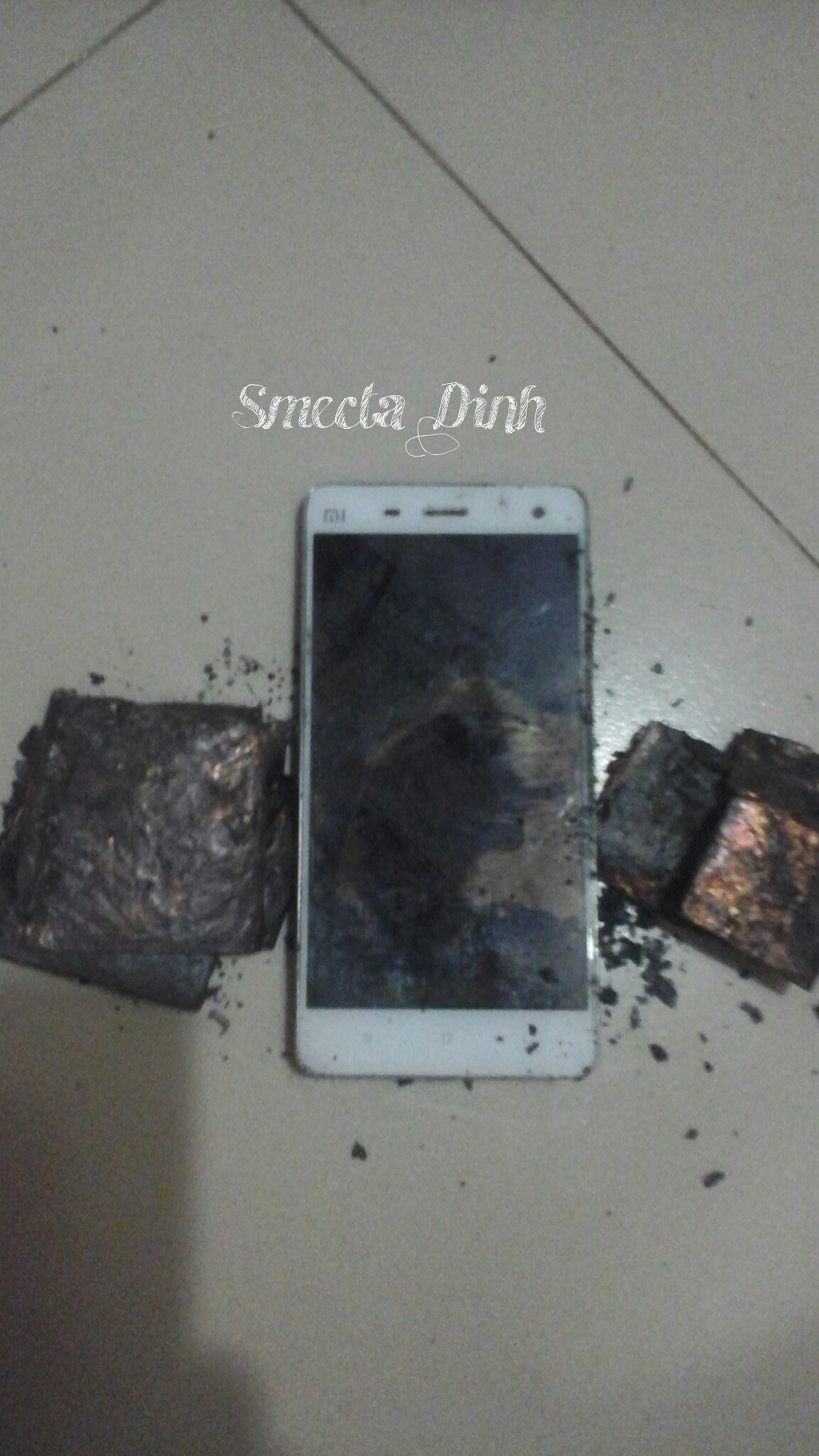 Xiaomi Mi4 phát nổ trong túi quần người dùng Việt ảnh 4