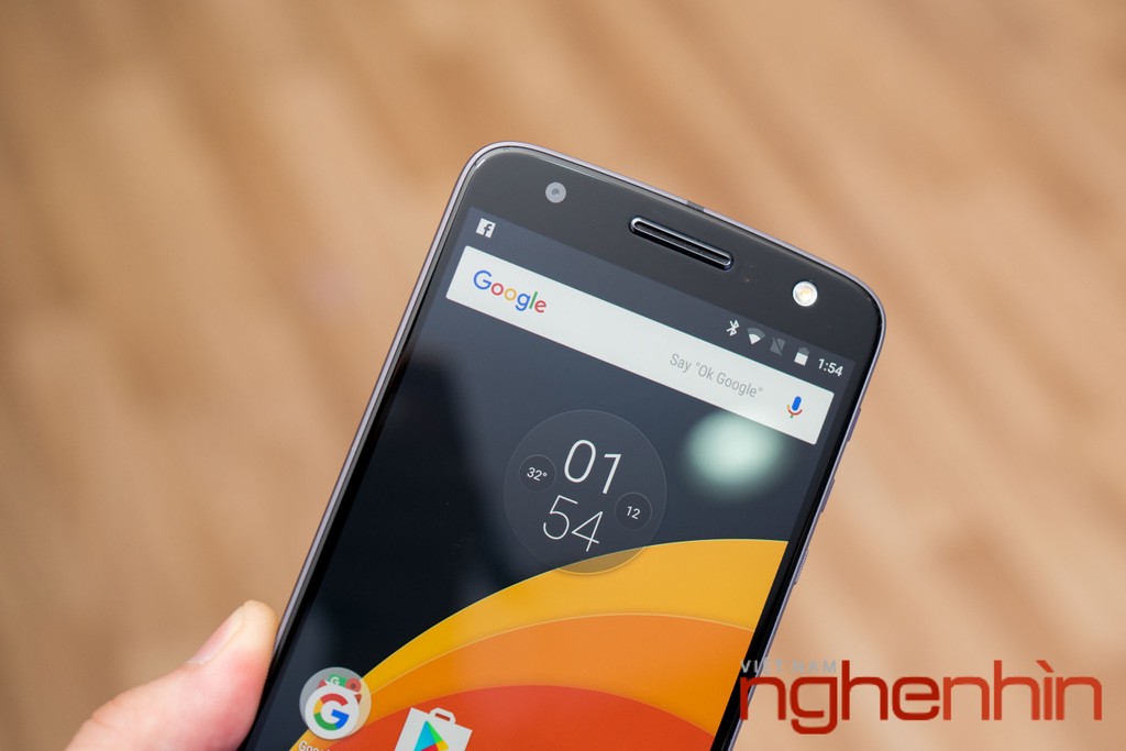 Xem kỹ smartphone Moto Z vừa lên kệ Việt giá 16 triệu ảnh 8