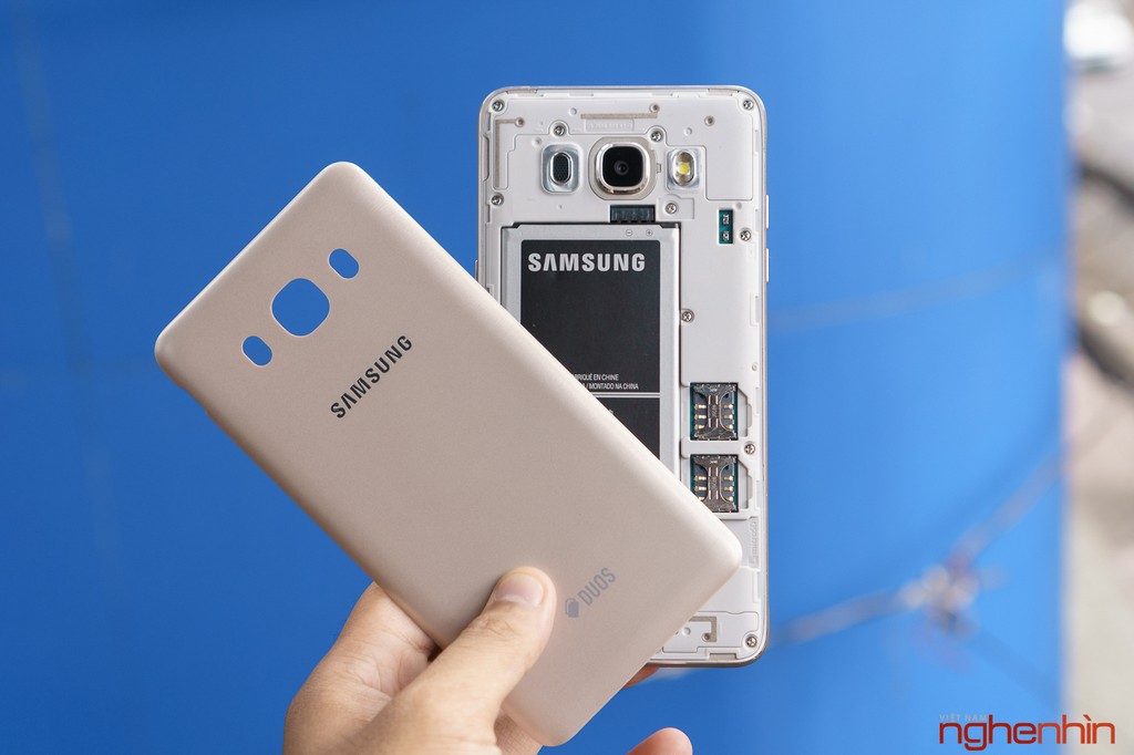 Trên tay Samsung Galaxy J5 2016 giá 5,5 triệu ảnh 11
