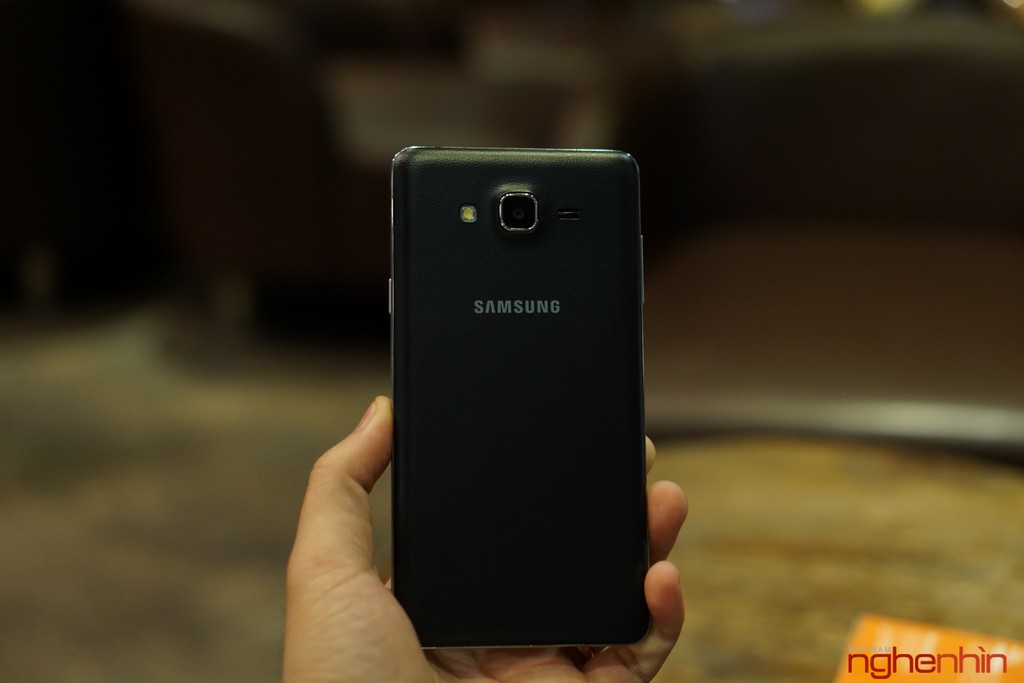 Khui hộp phablet Samsung Galaxy On7 giá 4 triệu ảnh 4