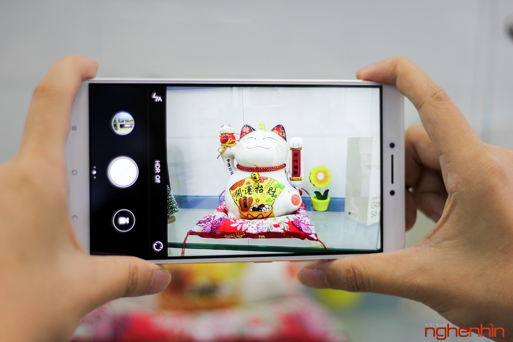 Trên tay phablet Xiaomi Mi Max đầu tiên tại Việt Nam, giá 5,9 triệu ảnh 16