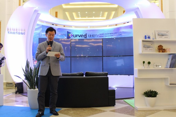 Sắp đặt nội thất với công nghệ thực tế ảo bằng TV cong Samsung ảnh 13
